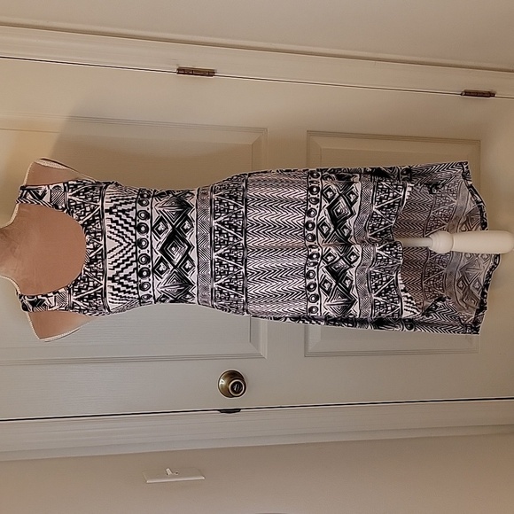 Blue Star Black and White Racerback High Low Dress Size Jr M  EUC.  NWOT - Picture 1 of 6
